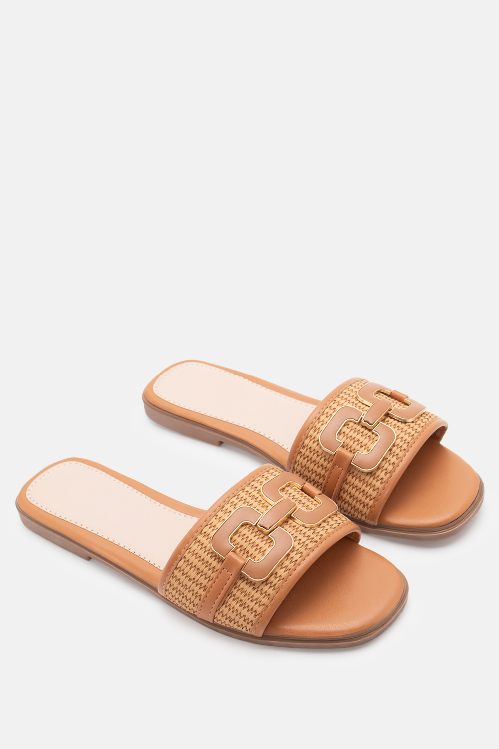 Flat Σανδάλια με Διακοσμητική Αγκράφα - Κάμελ