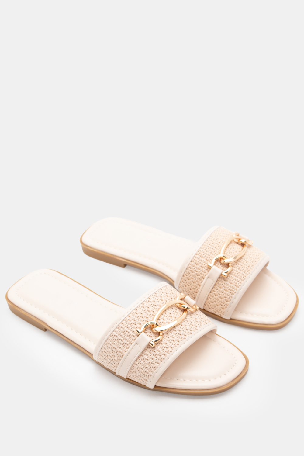 Flat Σανδάλια με Διακοσμητική Αγκράφα - Μπεζ