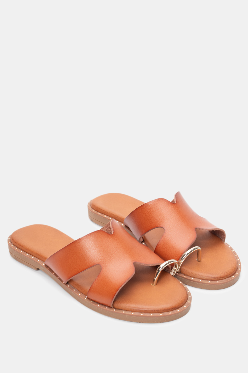 Flat Σανδάλια με Μερταλλική Λεπτομέρεια - Κάμελ