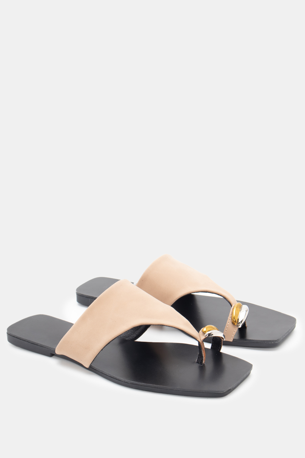 Flat Σανδάλια με Μεταλλική Λεπτομέρεια - Μπεζ