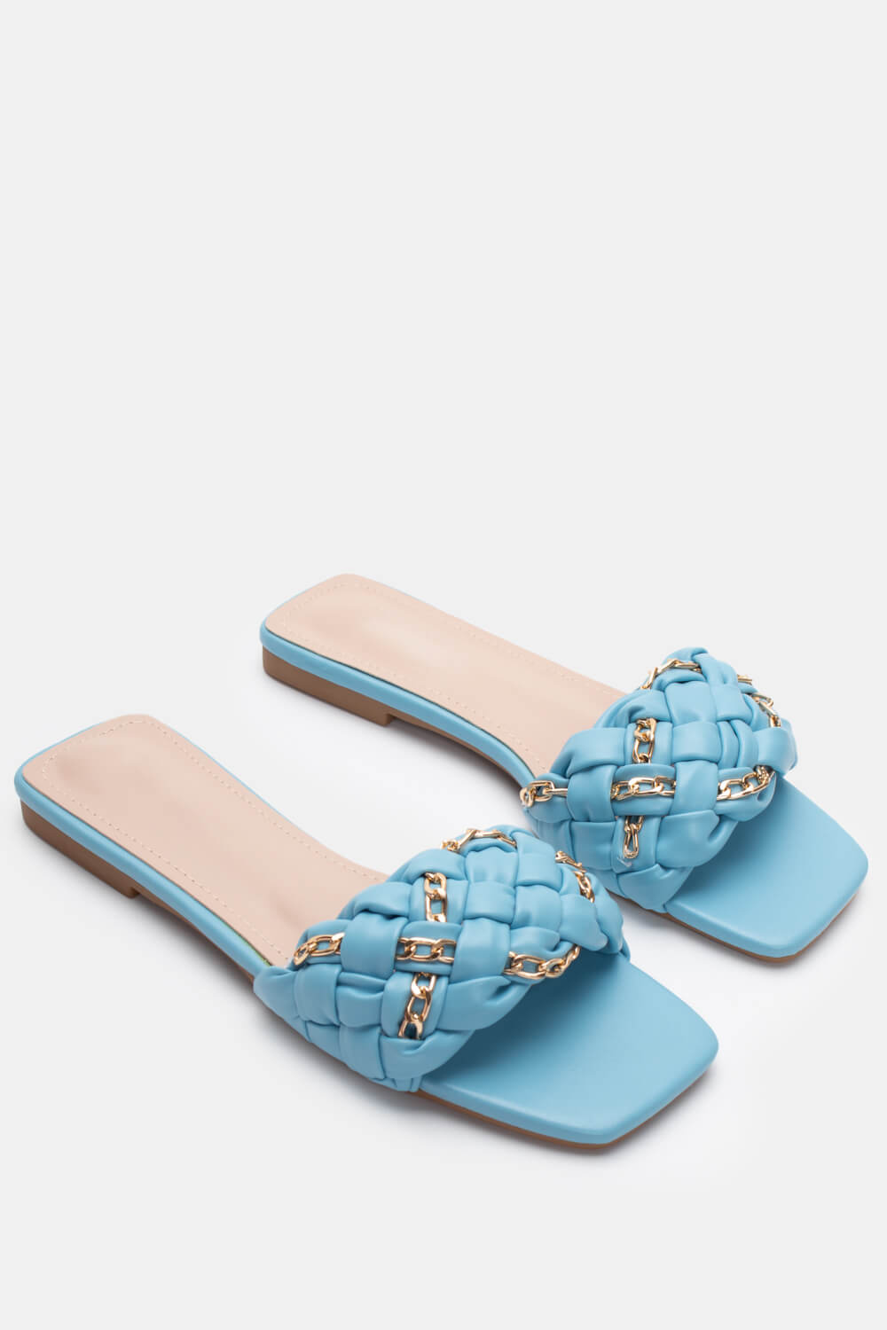 Flat Σανδάλια με Πλεξούδα & Διακοσμητική Αλυσίδα - Γαλά