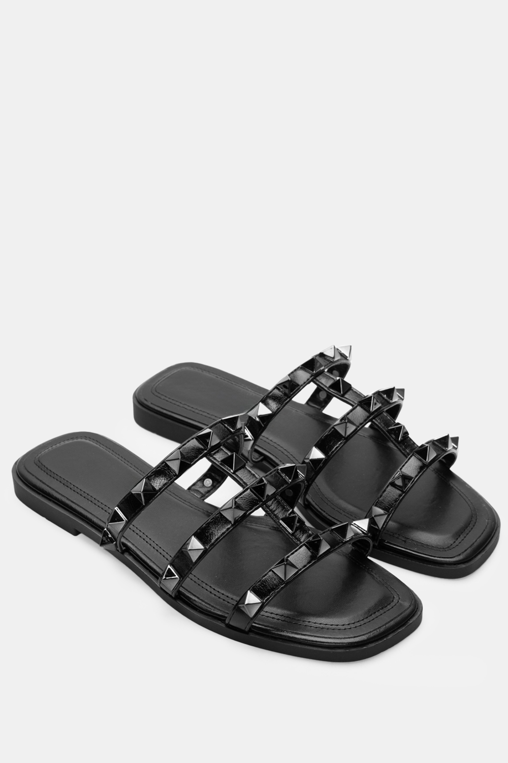 Flat Σανδάλια με Τρουκς - Μαύρο