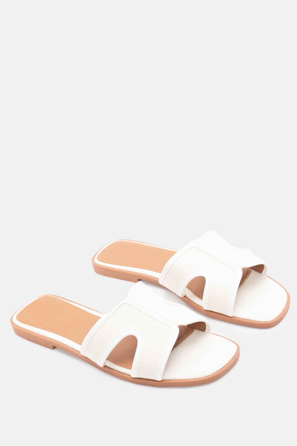 Flat Σανδάλια σε Συνδυασμό Χρωμάτων - Λευκό
