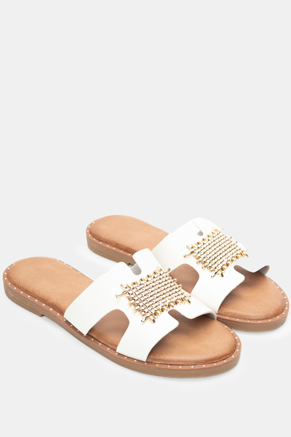 Σανδάλια Flat με Διακοσμητική Αγκράφα & Τρούκς - Λευκό