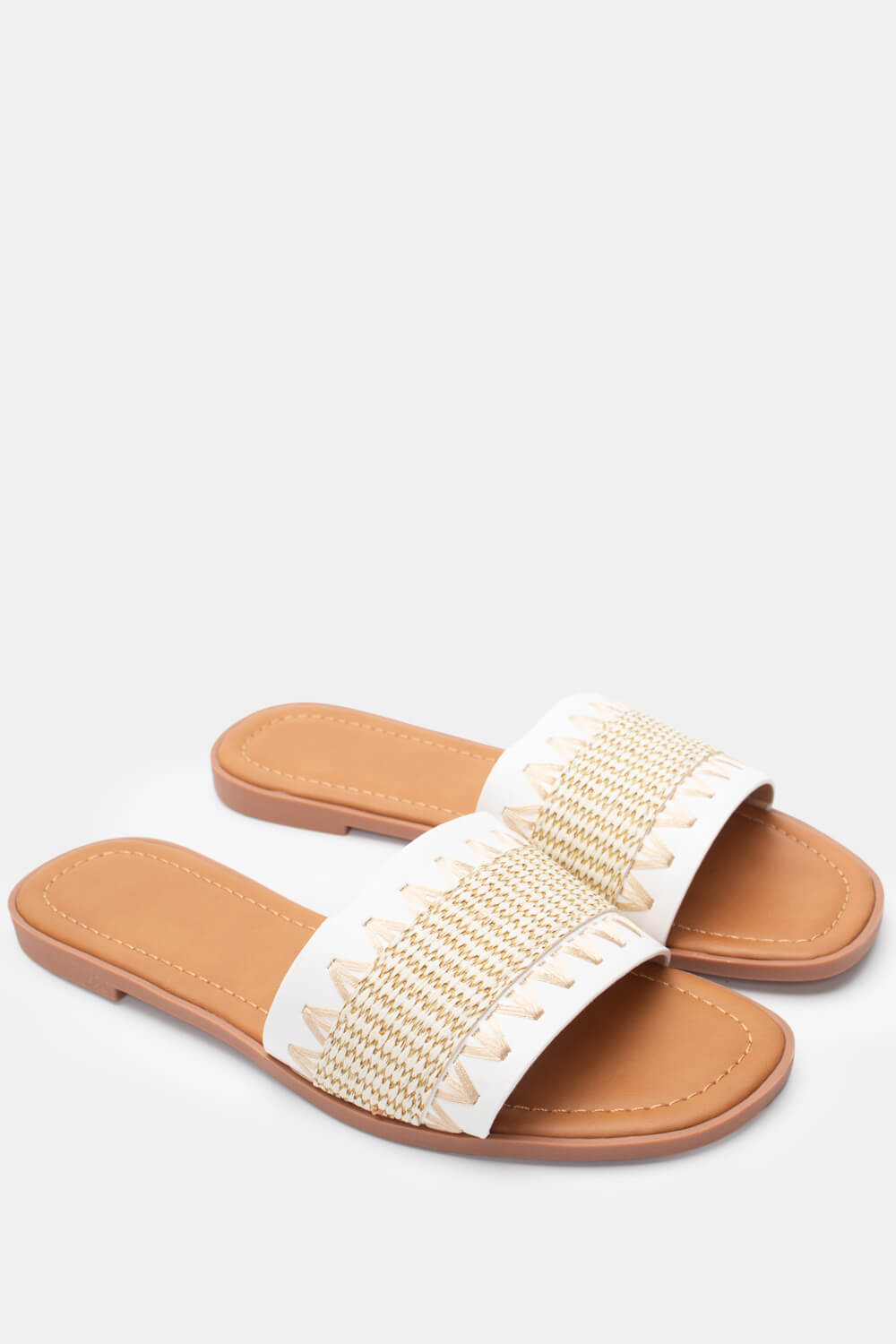 Σανδάλια Flat με Διακοσμητικό Κέντημα - Λευκό