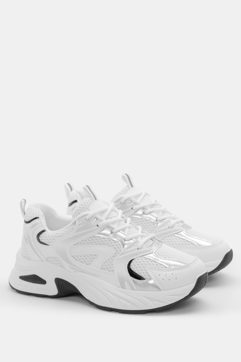 Luigi - ΣΗΜΑΝΤΙΚΟ: Σε περίπτωση διαφοράς τιμής από το κατάστημα ισχύει παντα και μόνο η τιμή του καταστήματος Sneakers σε Συνδυασμό Υλικών - Λευκό