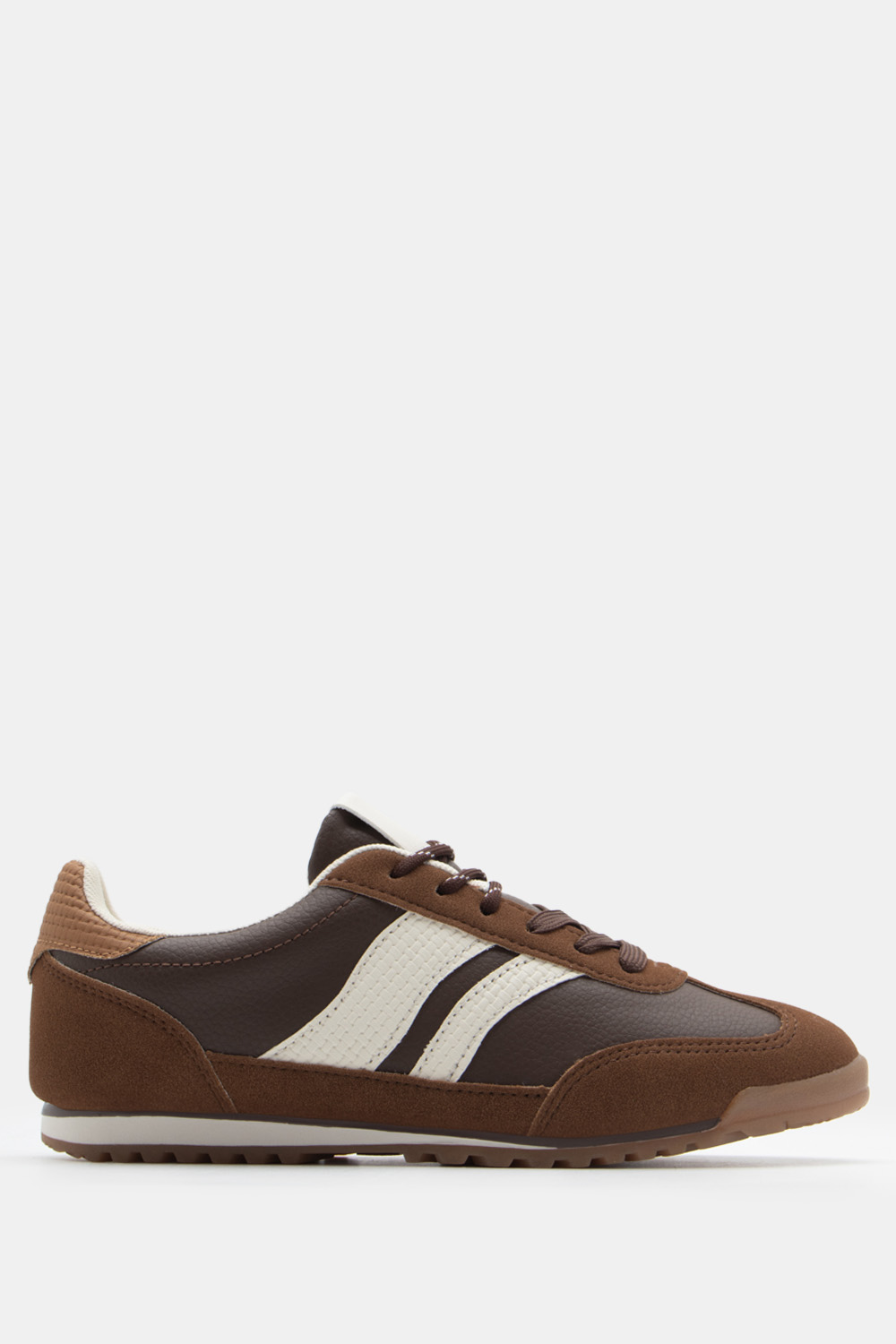 Luigi - ΣΗΜΑΝΤΙΚΟ: Σε περίπτωση διαφοράς τιμής από το κατάστημα ισχύει παντα και μόνο η τιμή του καταστήματος Sneakers σε Συνδυασμό Χρωμάτων - Καφέ Σκούρο