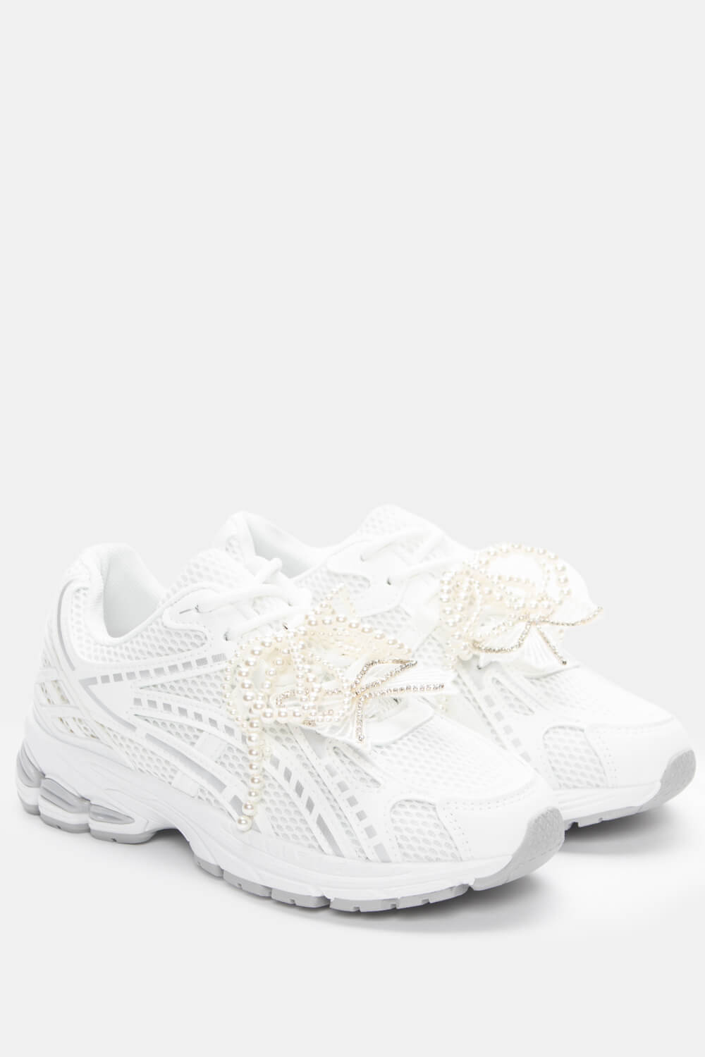 Luigi - ΣΗΜΑΝΤΙΚΟ: Σε περίπτωση διαφοράς τιμής από το κατάστημα ισχύει παντα και μόνο η τιμή του καταστήματος Sneakers σε Συνδυασμό Χρωμάτων με Strass & Πέρλες - Λευ