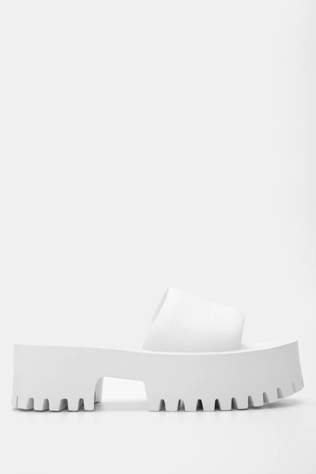 Χαμηλό Πέλμα έως 6cm Παντόφλες Platform Μονόχρωμες με Τρακτεροτή Σόλα - Λευκό